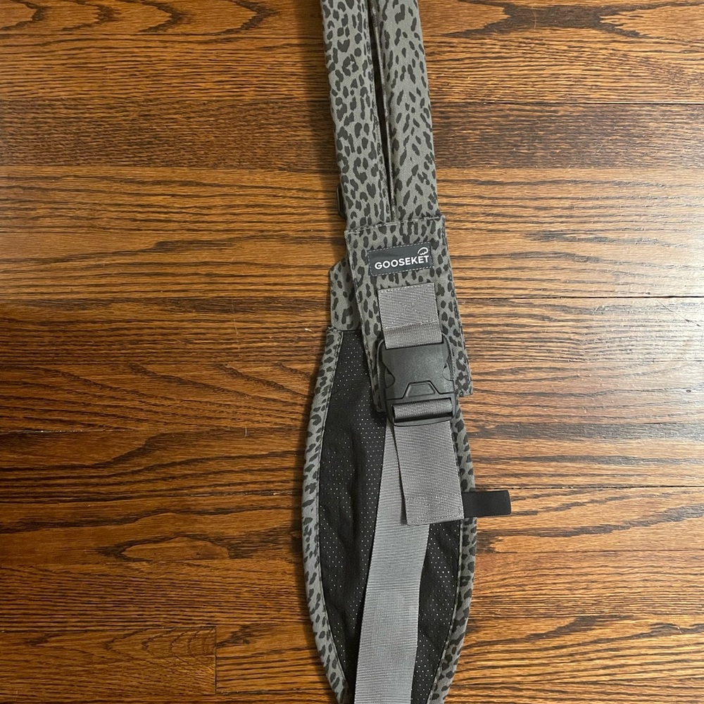 Gooseket Gray Leopard Print Sling Carrier